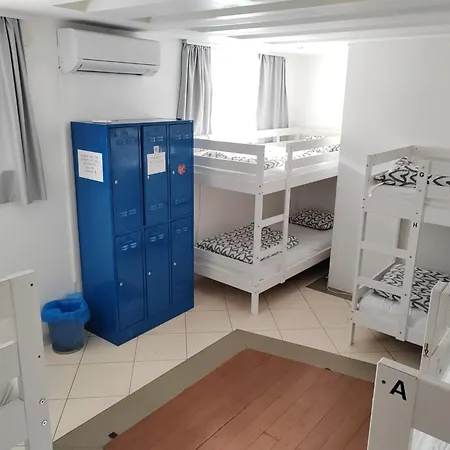 It Hostel *